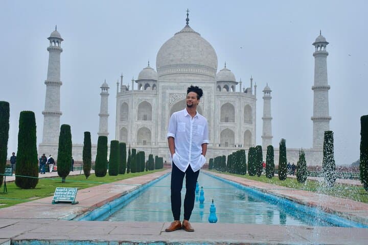Private Taj Mahal Day Tour From Delhi by Car — Same-Day Agra Excursion photo 4
