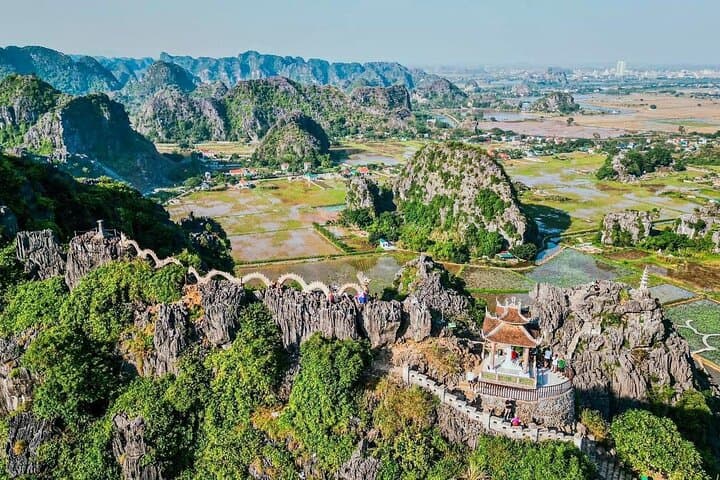 Tam Coc & Mua Cave Day Trip from Hanoi: Hoa Lu, Boat Ride and Mountain Views