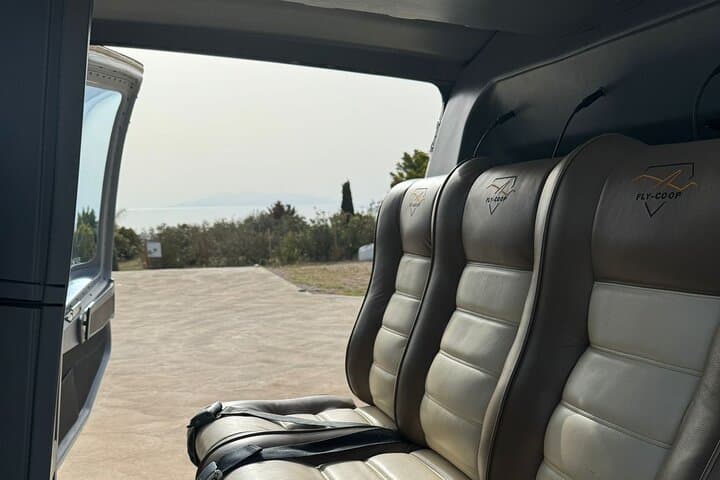 Santorini Helicopter Tour: 30-Minute Private Flight over Caldera and Oia photo 6