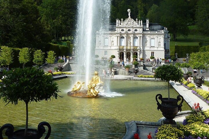 Linderhof Castle Hike: Bavarian Meadows, Forests & Castle Cuisine