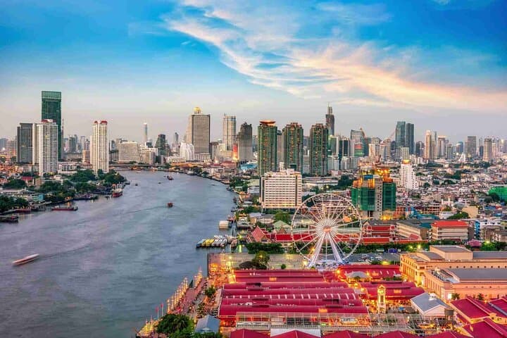 Bangkok Cultural Walking Tour and Chao Phraya Sunset Dinner Cruise