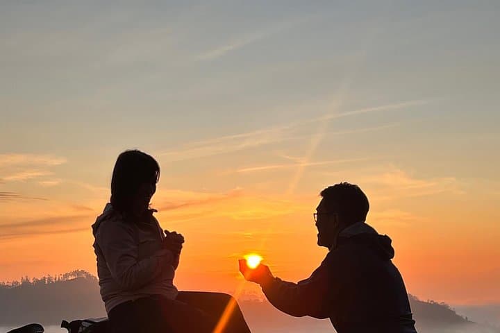 Mount Batur Jeep Sunrise Tour — Kayupadi Views, Black Sand & Hot Springs photo 4