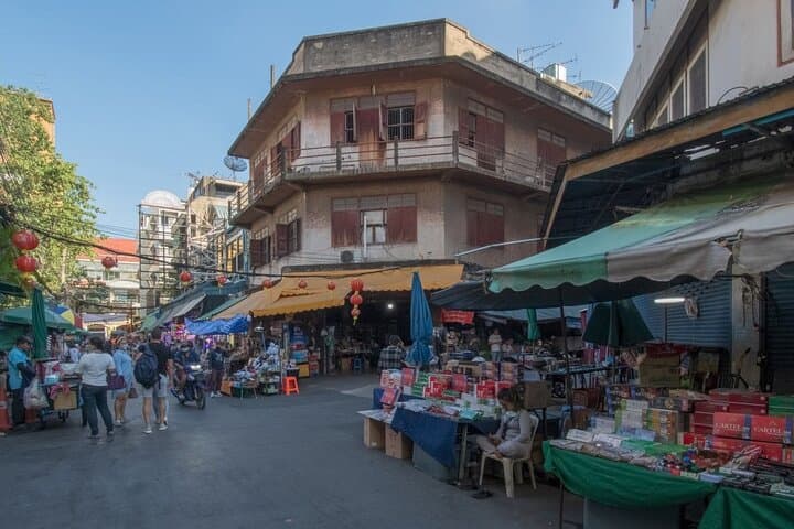 Bangkok Cultural Walking Tour and Chao Phraya Sunset Dinner Cruise photo 2