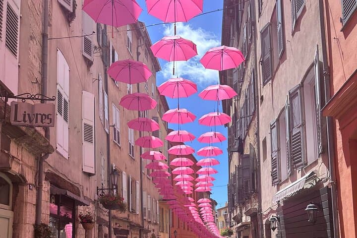 Full-Day Medieval Villages Tour from Nice — Saint-Paul, Grasse & Riviera Views photo 3