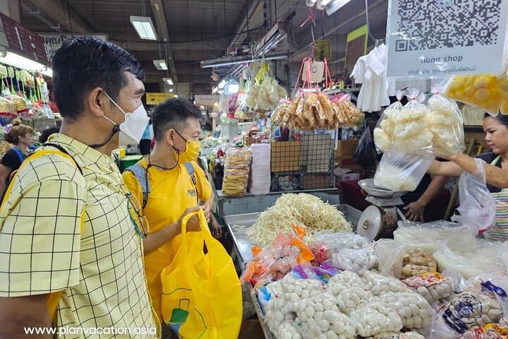 Bangkok Mini-Group Thai Cooking & Wellness Class — Market-to-Table Culinary Workshop photo 5