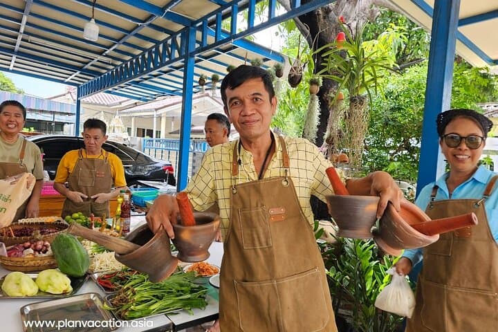Bangkok Mini-Group Thai Cooking & Wellness Class — Market-to-Table Culinary Workshop