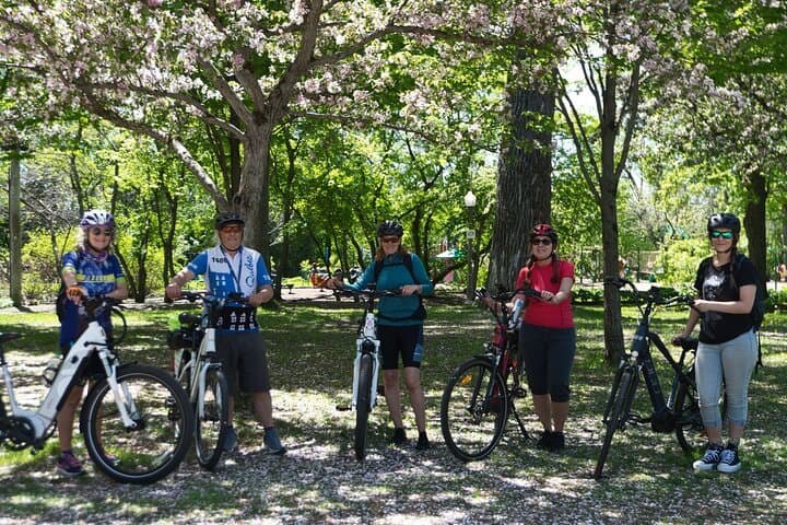 Explore Quebec City by E-Bike: 4-Hour Self-Guided Routes and Riverside Views photo 6