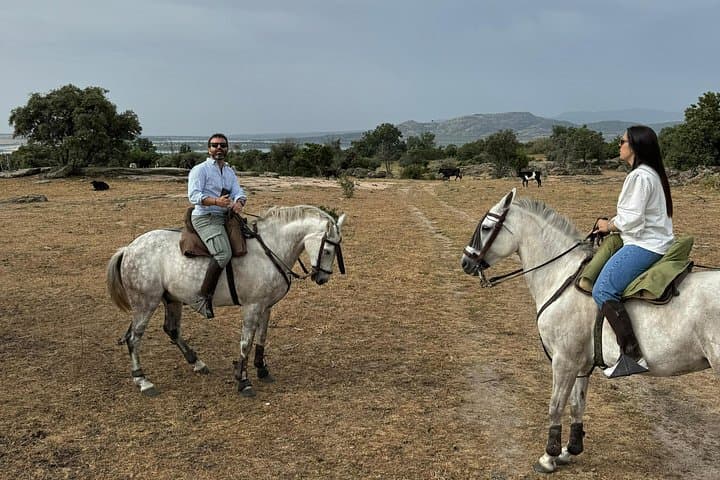 Horseback Riding from Madrid to Manzanares el Real — 2‑Hour Equestrian Farm Ride photo 2