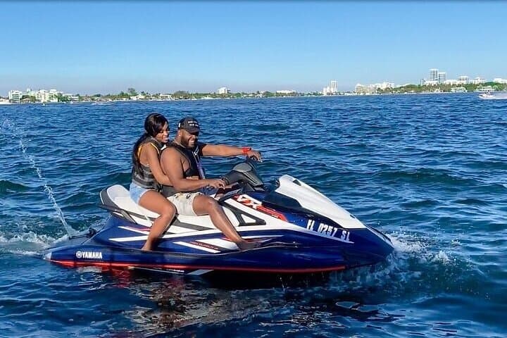 Miami Jet Skis Adventure and Biscayne Bay Boat Tour photo 3