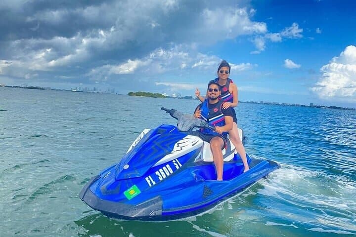 Miami Jet Skis Adventure and Biscayne Bay Boat Tour photo 6