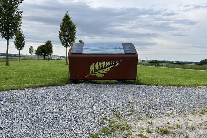 Private New Zealand WWI Somme Battlefield Tour from Arras & Albert photo 4