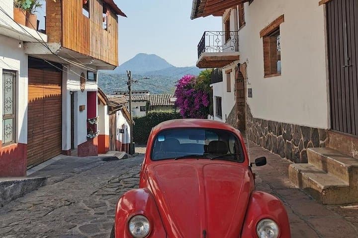 Valle de Bravo Day Trip: Jet Ski, Boat & Walking Tour from Mexico City photo 2