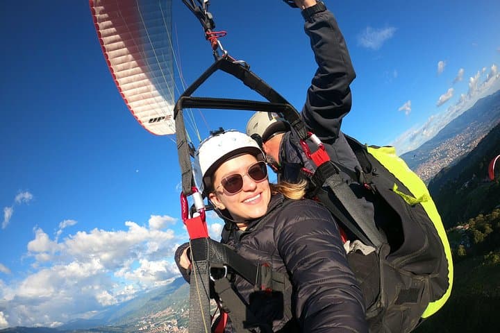 Tandem Paragliding Over Medellín: San Félix at 3,000 m photo 5