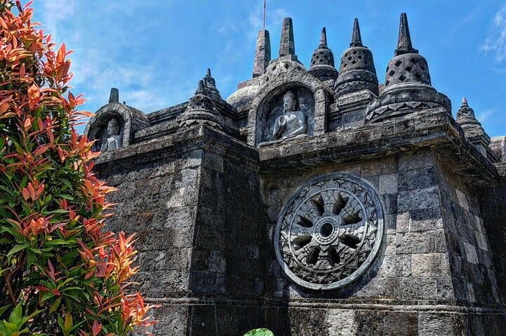 North Bali Highlights: Ulun Danu, Banyumala Falls & Banjar Hot Springs Full-Day Tour photo 2