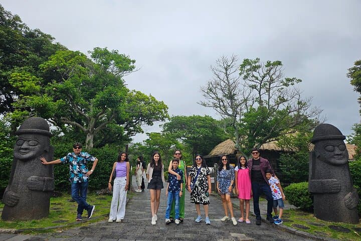 Private Hanbok and UNESCO Tour: Seongsan Sunrise Peak, Haenyeo & Jeju Culture photo 3