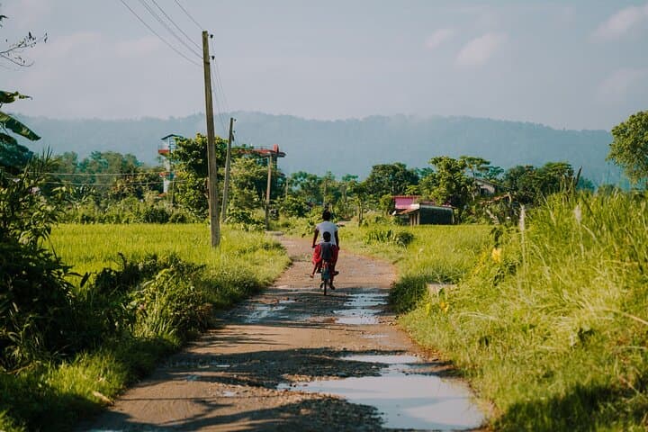 20 Thousand Lake Cycling Tour — Chitwan National Park Day Ride photo 3