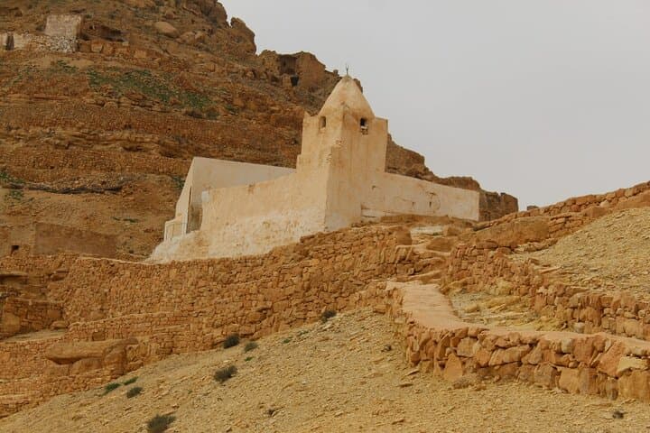Chenini & Tataouine Day Trip: Berber Ksour, Salt Lakes & Star Wars Sites photo 2