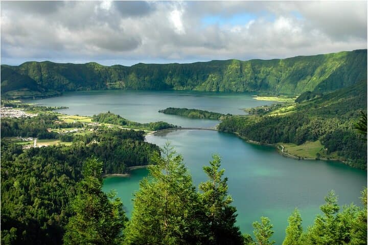 São Miguel Seven Cities & Lagoa do Fogo — Full-Day Volcanic Tour photo 4