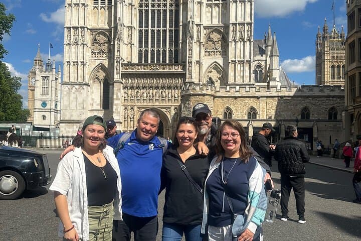 Westminster Black Cab Tour: Private 2-Hour Highlights with Hotel Pickup photo 3
