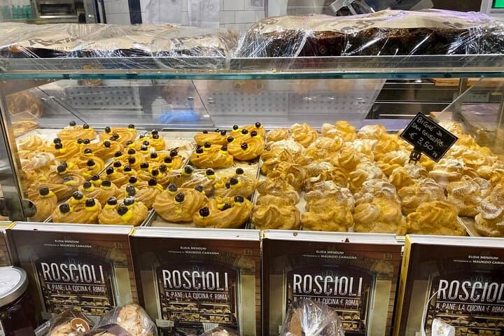 Rome Market Tour and Authentic Aperitivo in a Local Home — Cesarine Experience photo 5