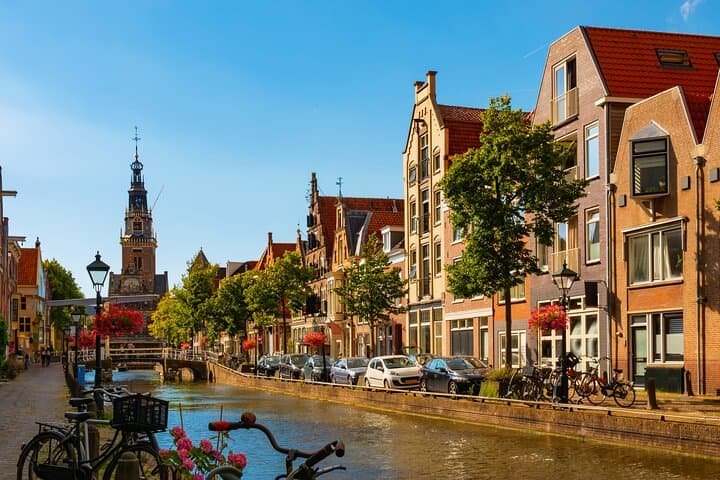 Alkmaar Interactive City Tour: Cheese Market Quest and Historic Highlights photo 6