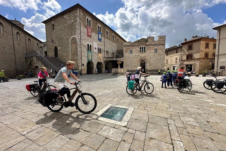 E‑Bike the Umbrian Valley: Bevagna, Spello & Extra‑Virgin Olive Oil Tasting photo 1