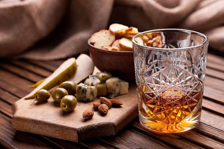 Bardstown Bourbon & Beer Walking Tour — Taste Kentucky’s Historic Main Street photo 3