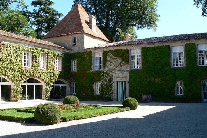 Graves to Sauternes: Private Full-Day Bordeaux Wine Tour