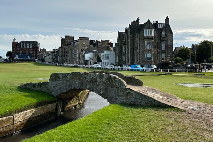 Private St Andrews and Edinburgh Day Tour: Bespoke Old Course & Castle Highlights photo 3