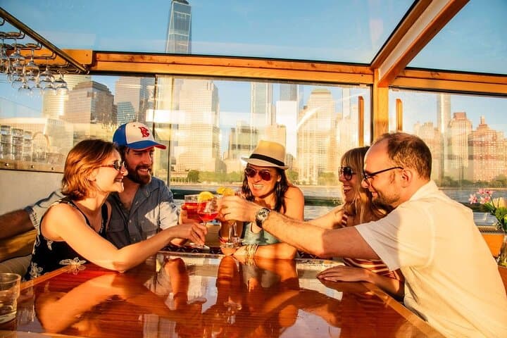 Hudson River Champagne & Cheese Sightseeing Cruise — Chelsea Piers to New York Harbor