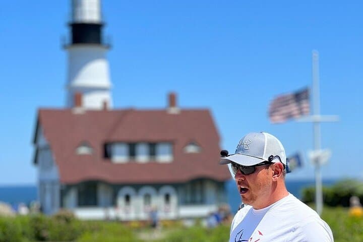 Portland Lighthouse Tour: Fort Williams, Bug Light & Spring Point in 2 Hours photo 2