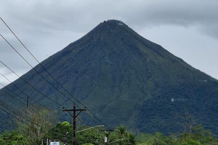 San José Airport to La Fortuna: Private Arenal Transfer Guide photo 4