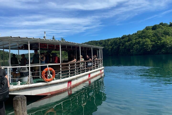 Plitvice Lakes & Rastoke Day Trip from Zagreb — Waterfalls, Boardwalks & Kozjak Boat photo 3