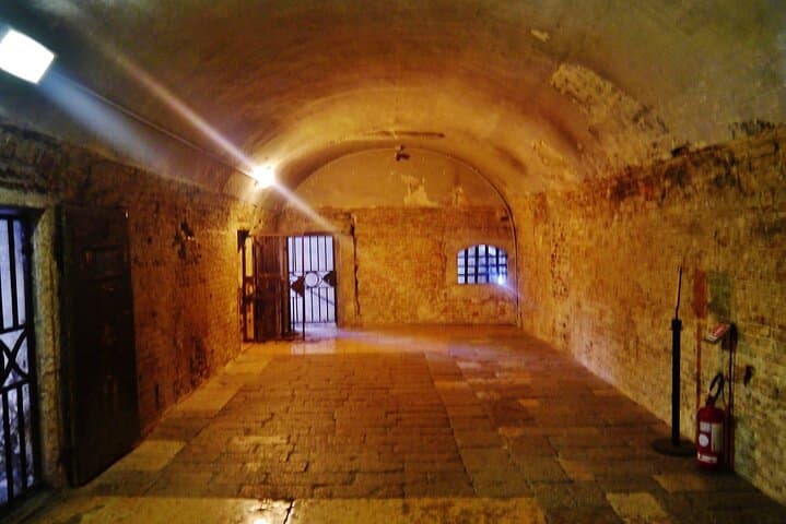 Inside Venice's Doge's Palace: Guided Tour, Bridge of Sighs & Prisons photo 2