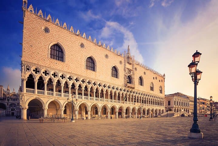 Inside Venice's Doge's Palace: Guided Tour, Bridge of Sighs & Prisons