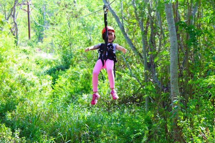 Zip and Dip Oahu: Coral Crater Ziplines + Wet 'n' Wild Hawaii Guide photo 4