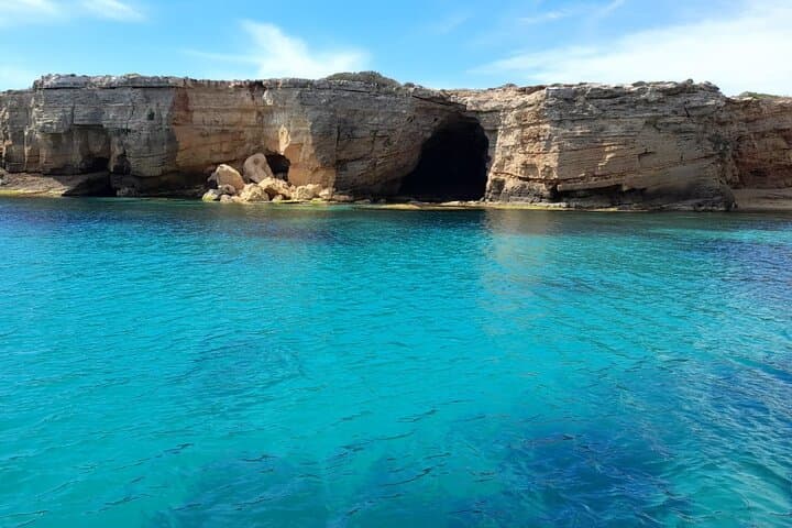Ortigia Blue Cave and Dolphin Boat Tour from Syracuse photo 3