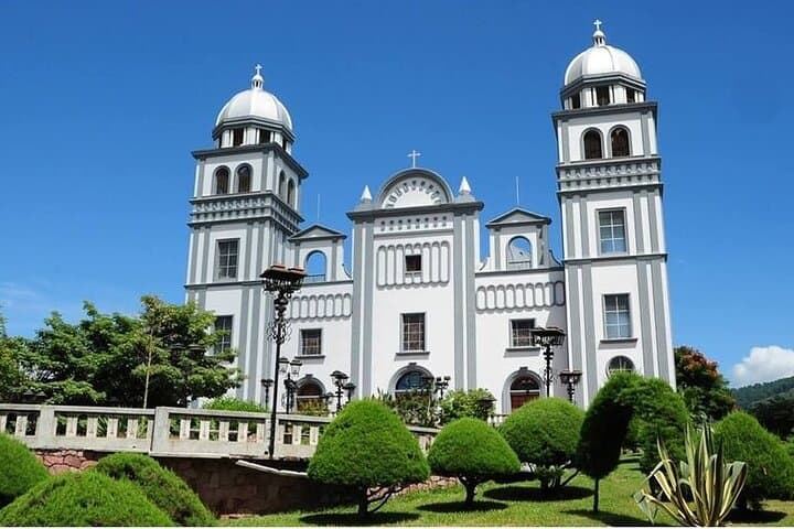 Colonial Tegucigalpa Walking Tour: Historic Sights & El Picacho Views photo 2