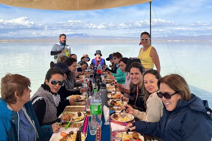 3-Day Uyuni Salt Flat Tour — Mirror Effect, Colored Lagoons & Desert Landscapes photo 3