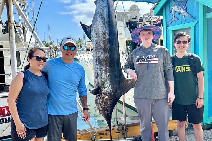 Full-Day Sport Fishing Charter in Honolulu: Luxury Post 50 Deep-Sea Adventure photo 4