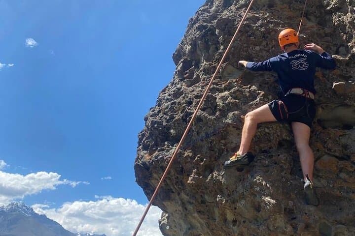 Three-Day Rock Climbing Course in Huaraz, Peru — Lead, Rappel and Safety photo 4