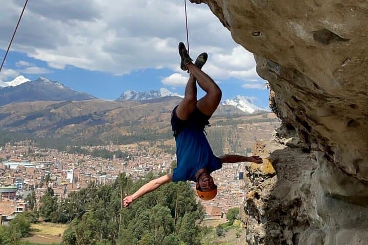 Three-Day Rock Climbing Course in Huaraz, Peru — Lead, Rappel and Safety photo 2