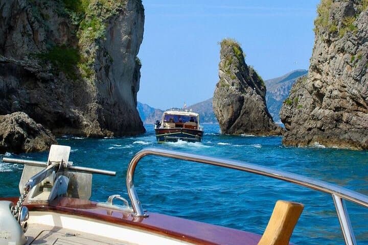 Private Full-Day Boat Tour Along the Amalfi Coast from Positano photo 6