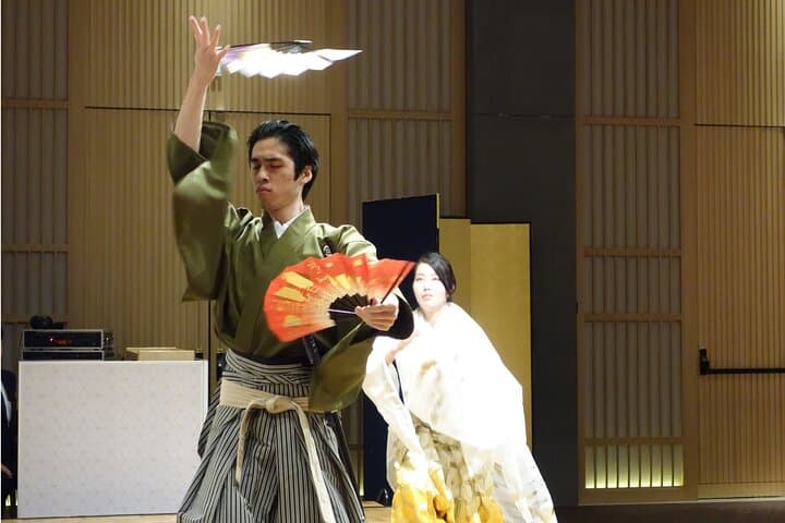 Kyoto Private 6-Hour Walking Tour with Samurai Sword Lesson & Kenbu Show photo 3