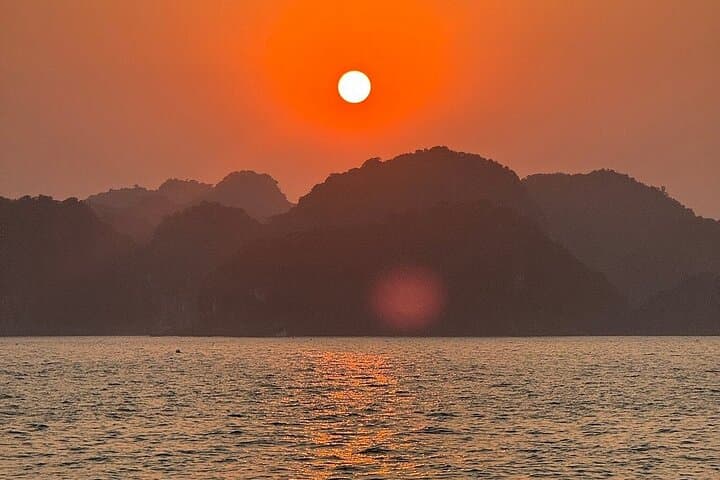 Sunset Kayak Adventure in Lan Ha Bay from Cat Ba photo 3