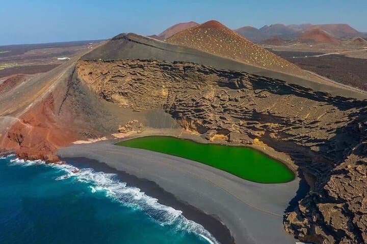 Private Lanzarote Tour — Timanfaya, Mirador del Río & César Manrique Highlights photo 3