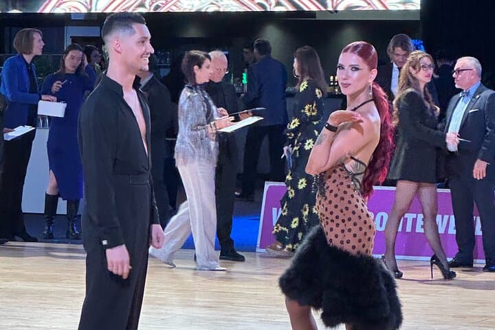 Viva la Dance: 90-Minute Latin Rhythms Workshop with a World Champion in Tulum photo 5