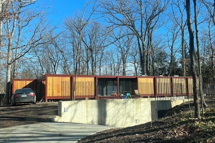 Private Chicago Suburbs Movie Sites Tour — Home Alone, Ferris Bueller & Classic Film Stops photo 6