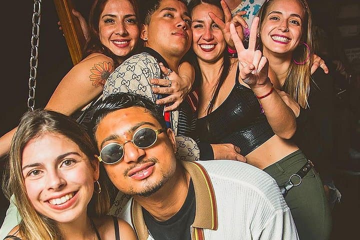 Rio Boat Club: Lively Party at Sea in Guanabara Bay photo 2