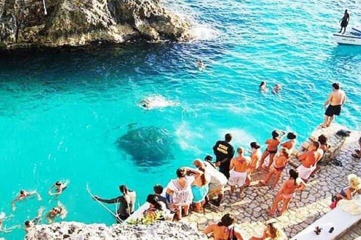 Private Daytrip to Dunn's River Falls, Blue Hole & Secret Falls from Montego Bay photo 4